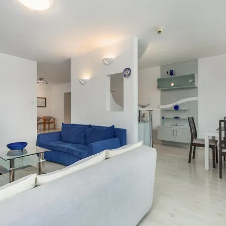 Jantar Promenada Ii Apartment